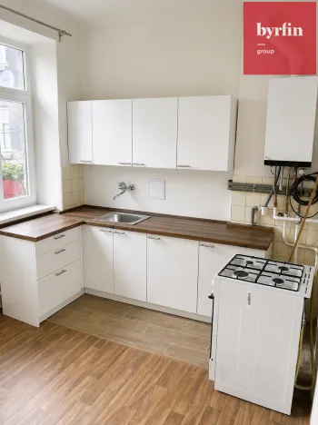 Pronájem bytu 2+1, Krnov, Stará, 35 m2