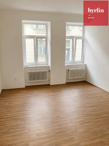 Pronájem bytu 2+1, Krnov, Stará, 35 m2