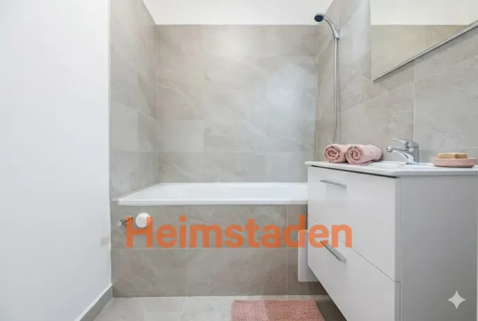 Pronájem bytu 3+1, Frýdek-Místek - Frýdek, Bruzovská, 79 m2