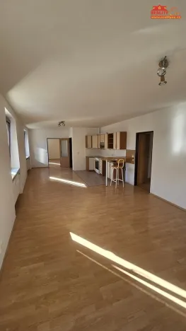 Pronájem bytu 3+kk, Náchod, Strnadova, 81 m2