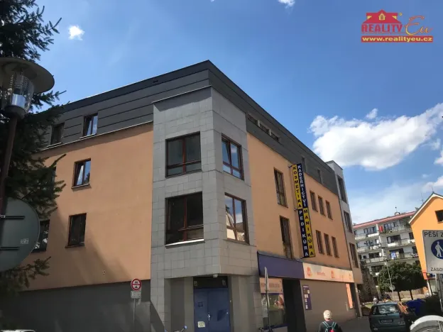 Pronájem bytu 3+kk, Náchod, Strnadova, 81 m2