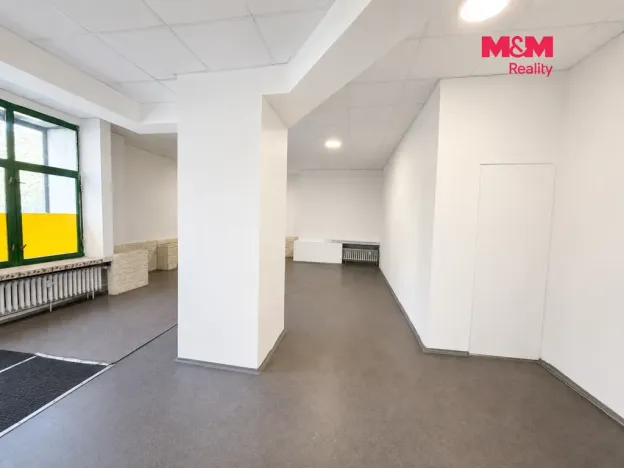 Pronájem obchodního prostoru, Karviná - Nové Město, tř. Osvobození, 93 m2