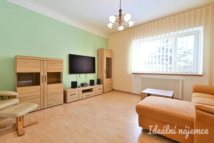 Pronájem bytu 3+1, Brno, Stromovka, 180 m2