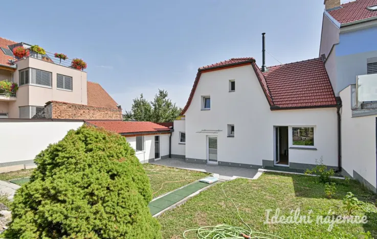 Pronájem bytu 3+1, Brno, Stromovka, 180 m2