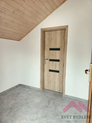 Pronájem bytu 3+kk, Hlásná Třebaň, V Úvozu, 86 m2