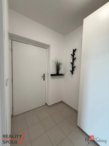 Pronájem bytu 1+kk, Plzeň - Újezd, Diamantová, 30 m2