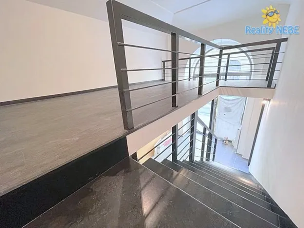 Pronájem obchodního prostoru, Praha - Nové Město, Dlážděná, 90 m2