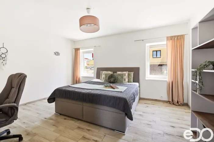 Prodej rodinného domu, Dobrovice, Husova ulice, 213 m2