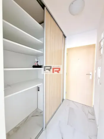 Pronájem bytu 1+kk, Olomouc - Hodolany, Kavaleristů, 26 m2