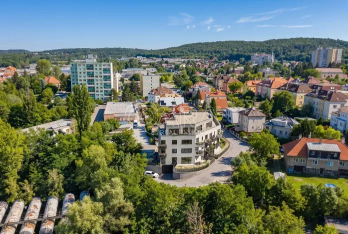 Prodej bytu 1+kk, Praha - Komořany, Okružní
