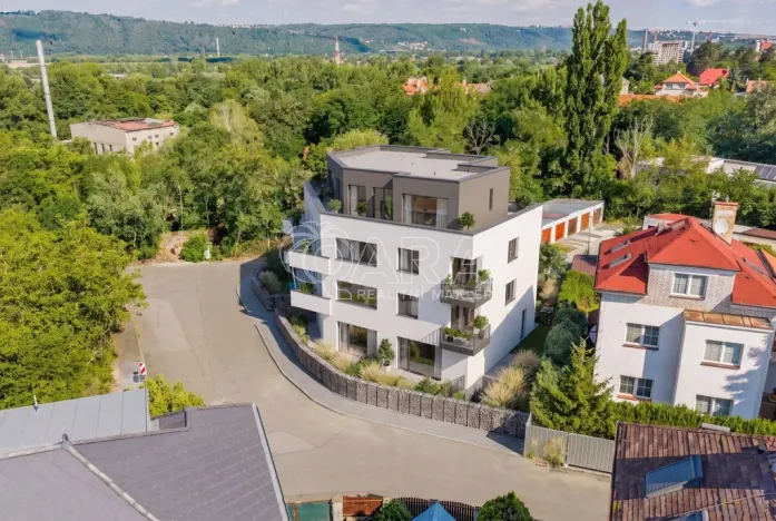 Prodej bytu 2+kk, Praha - Komořany, Okružní