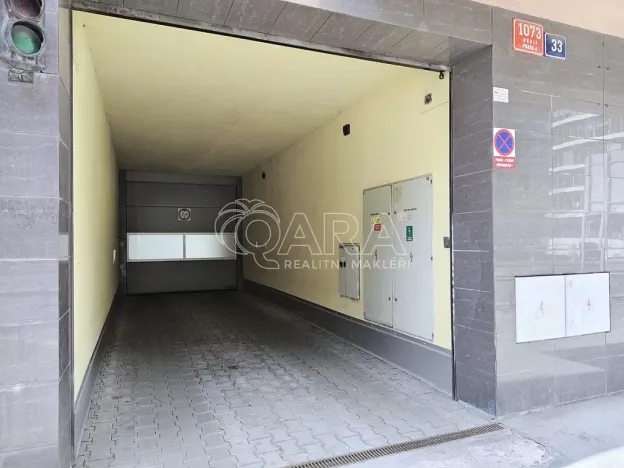 Pronájem kanceláře, Praha - Nusle, Hvězdova, 115 m2