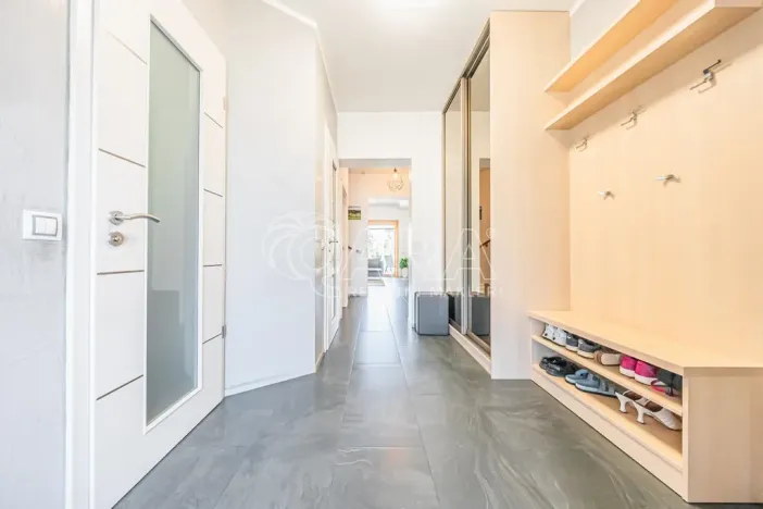 Prodej rodinného domu, Praha - Běchovice, Václava Kovaříka, 328 m2
