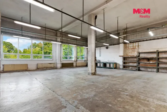 Pronájem skladu, Frýdlant, Úzká, 4500 m2