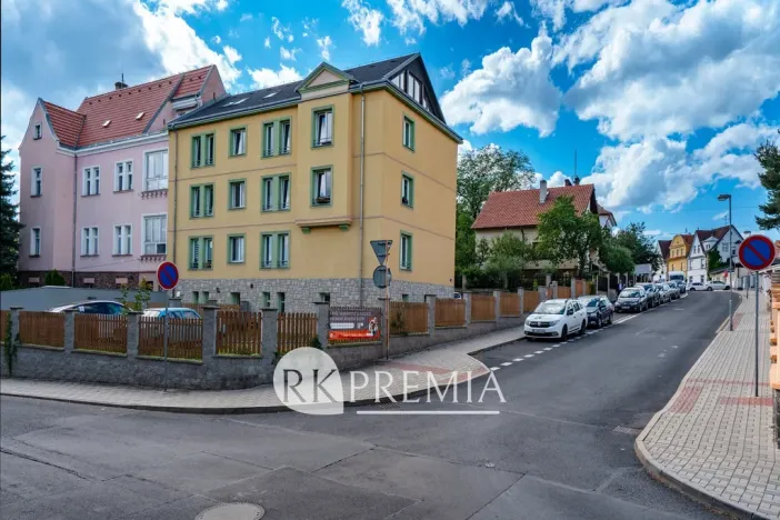 Pronájem bytu 3+1, Teplice, Kašparova, 116 m2