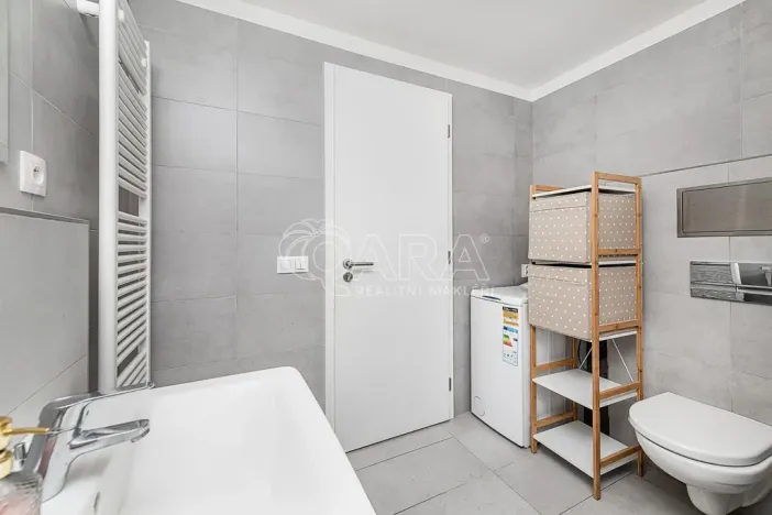 Prodej bytu 1+kk, Praha - Vysočany, Strnadových, 32 m2