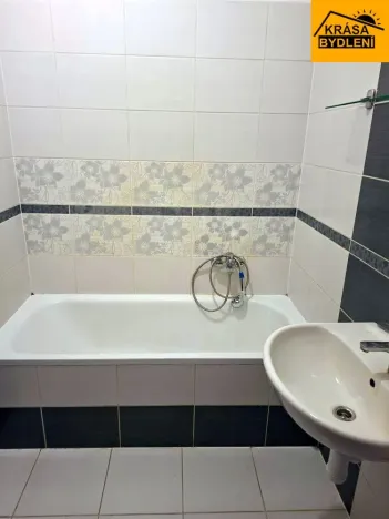 Prodej bytu 3+1, Olomouc, Jeremenkova, 63 m2
