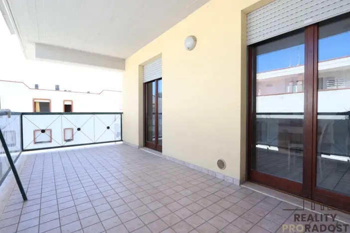 Prodej bytu 3+kk, Villa Rosa,, 50 m2