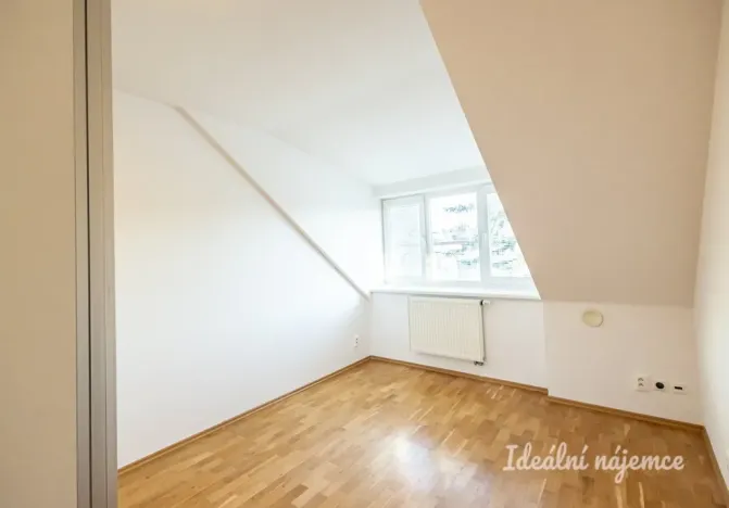 Pronájem bytu 2+1, Praha - Dejvice, Mydlářka, 55 m2