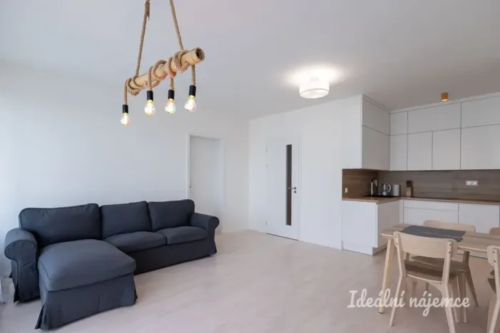 Pronájem bytu 2+kk, Praha - Libeň, Františka Kadlece, 56 m2