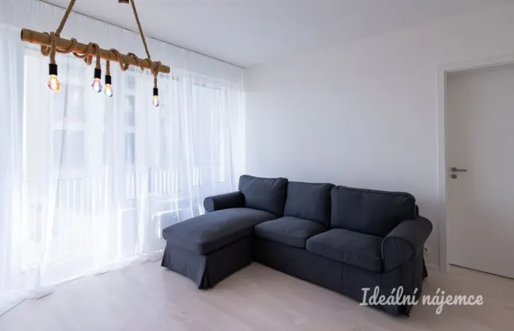 Pronájem bytu 2+kk, Praha - Libeň, Františka Kadlece, 56 m2