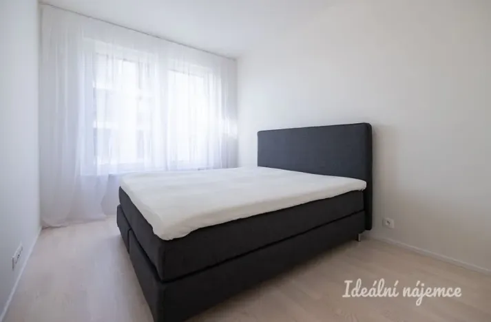 Pronájem bytu 2+kk, Praha - Libeň, Františka Kadlece, 56 m2