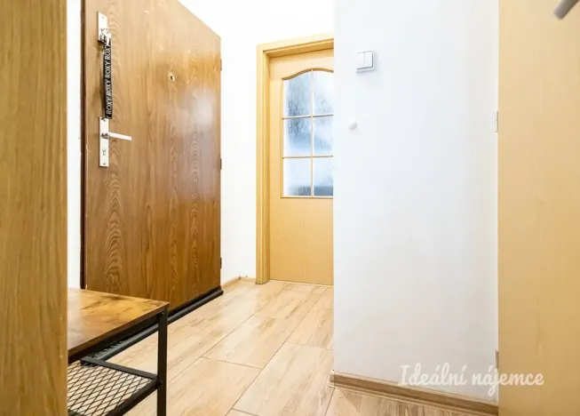 Pronájem bytu 2+kk, Praha - Žižkov, Hartigova, 45 m2