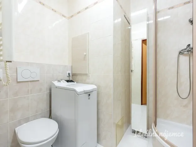 Pronájem bytu 2+kk, Praha - Kamýk, Smotlachova, 48 m2
