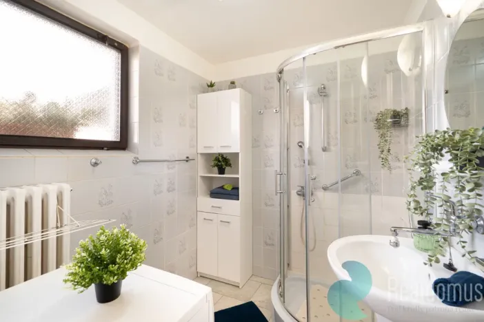 Prodej rodinného domu, Litvínovice, 235 m2
