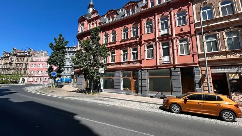 Pronájem obchodního prostoru, Karlovy Vary, Sokolovská, 105 m2