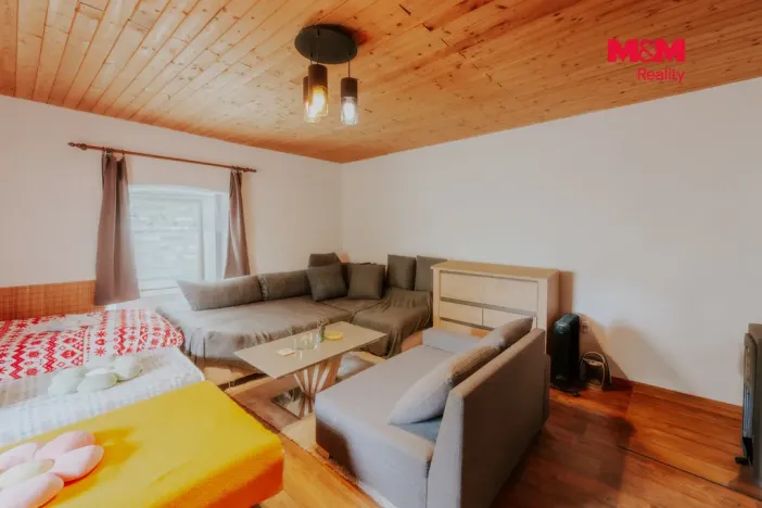 Prodej chalupy, Kadov - Lnářský Málkov, 250 m2