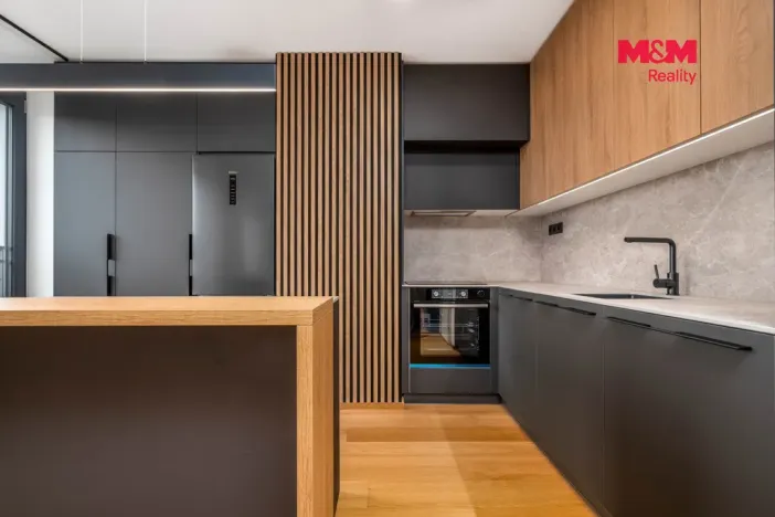 Prodej bytu 2+kk, Hradec Králové - Pražské Předměstí, Gočárova třída, 48 m2