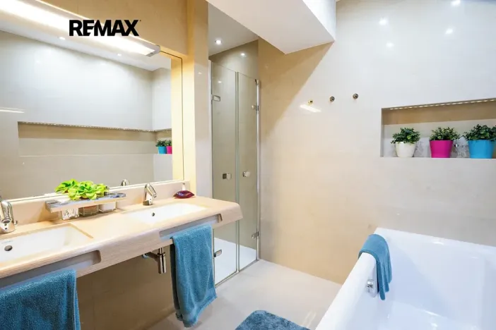 Prodej rodinného domu, Kyjov, třída Komenského, 290 m2