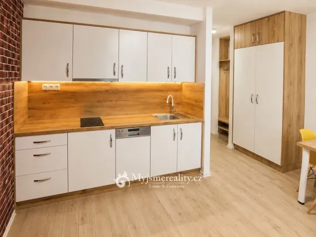 Prodej ubytování, Lednice, Slovácká, 294 m2