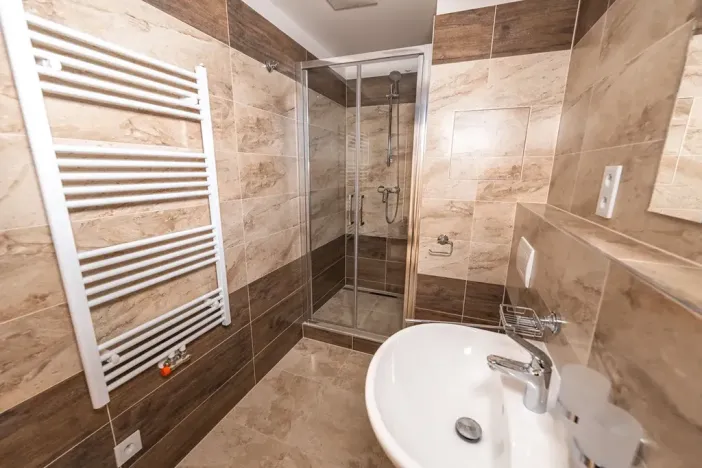 Pronájem bytu 1+kk, Praha - Hlubočepy, Fabiánové, 29 m2