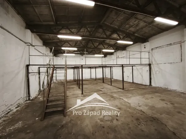 Prodej skladu, Plzeň, 301 m2