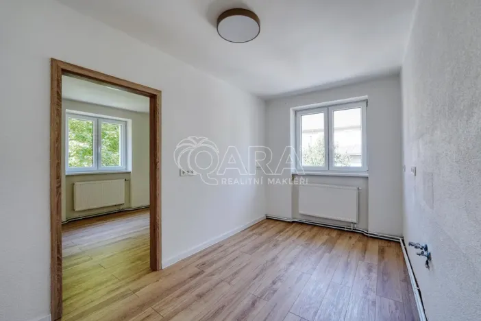 Prodej bytu 3+1, Vimperk - Vimperk II, Palackého, 90 m2