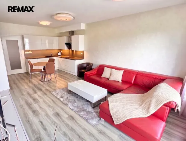 Prodej bytu 2+kk, Praha - Vysočany, Modrého, 61 m2