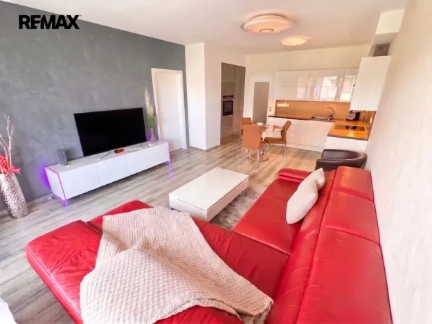 Prodej bytu 2+kk, Praha - Vysočany, Modrého, 61 m2