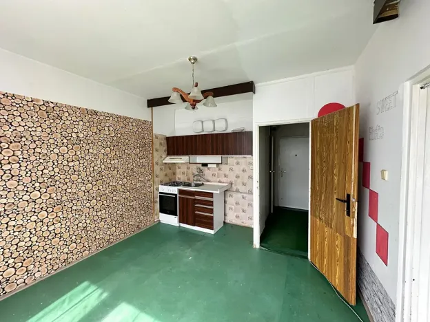 Prodej bytu 1+1, Děčín, Oblouková, 35 m2