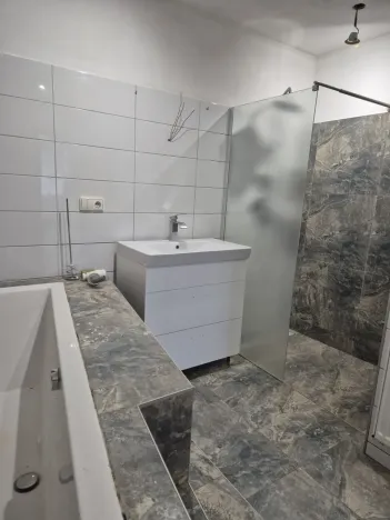 Pronájem bytu 3+kk, Děčín - Děčín IX-Bynov, Teplická, 60 m2