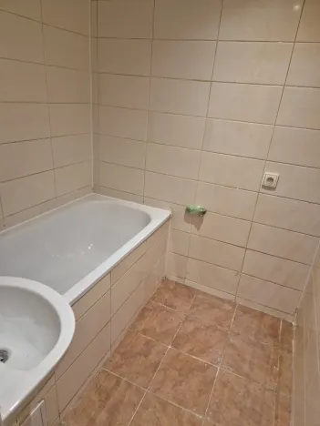 Pronájem bytu 2+1, Děčín - Děčín VI-Letná, 70 m2