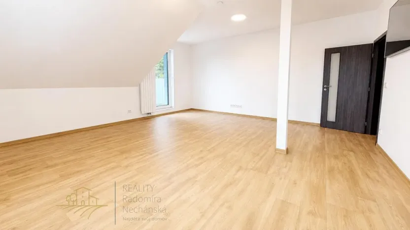 Pronájem bytu 2+1, Nová Paka, P. Bezruče, 63 m2