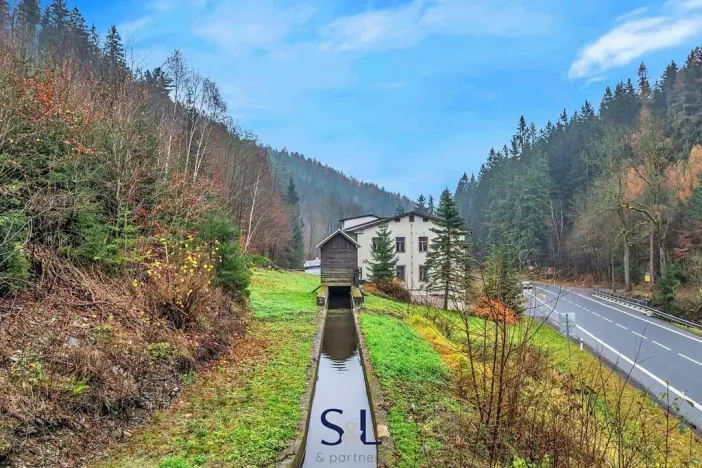 Prodej výrobních prostor, Železný Brod, 2098 m2