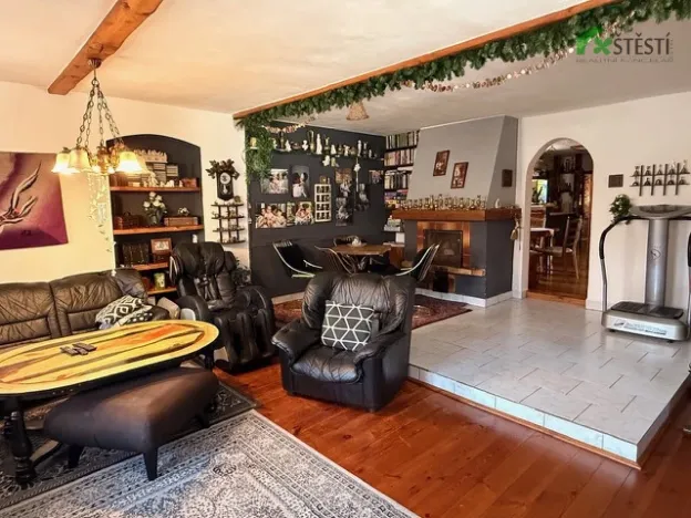 Prodej rodinného domu, Staré Hobzí, 536 m2