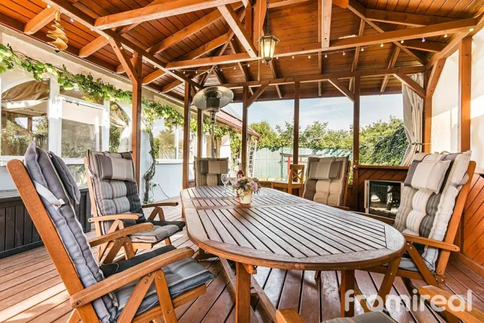 Prodej rodinného domu, Strachotín, Osvobození, 250 m2