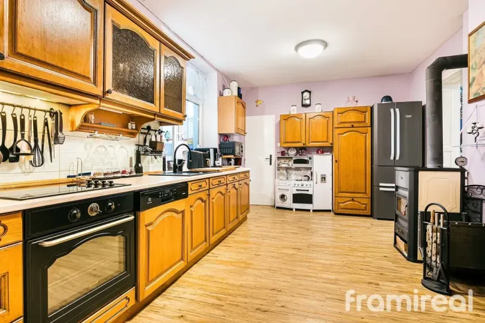 Prodej rodinného domu, Strachotín, Osvobození, 250 m2