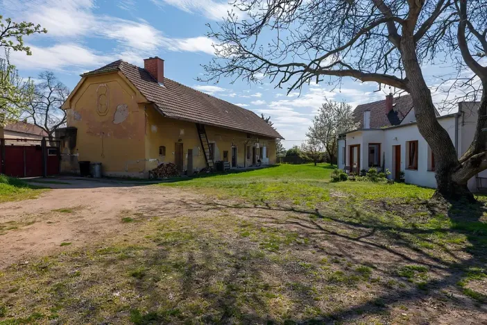 Prodej rodinného domu, Ovčáry, 160 m2