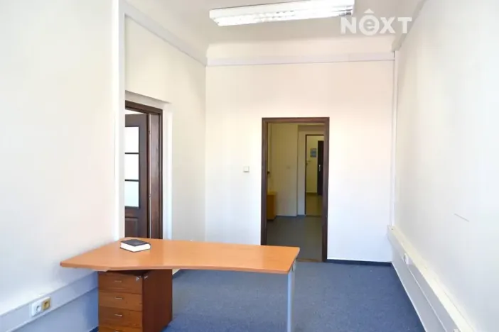 Pronájem kanceláře, České Budějovice, nám. Přemysla Otakara II., 150 m2
