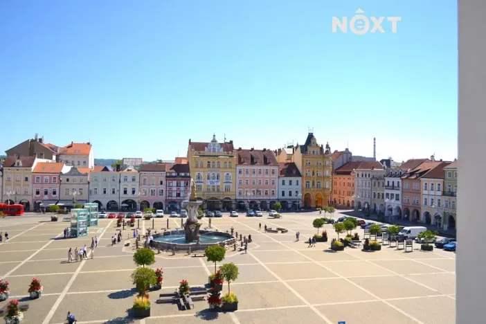 Pronájem kanceláře, České Budějovice, nám. Přemysla Otakara II., 150 m2
